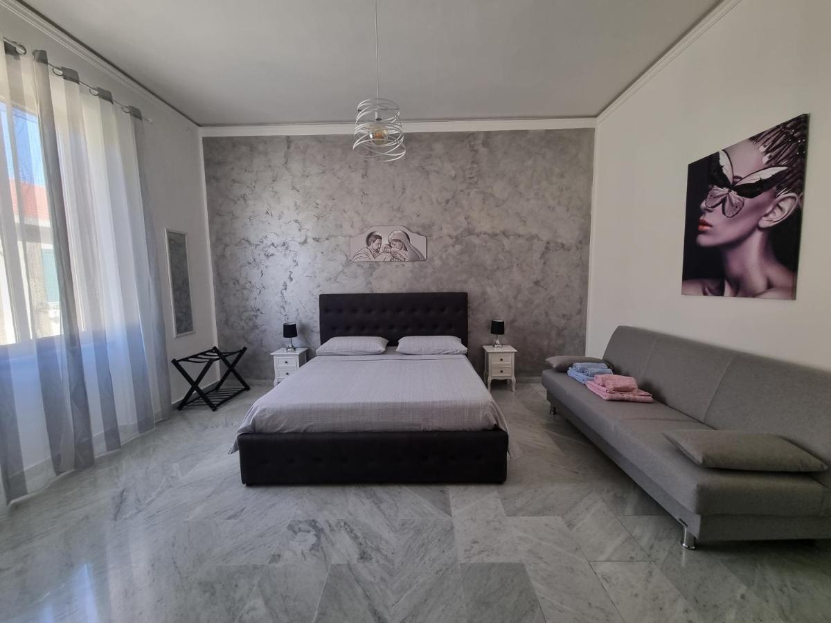 B&B Centrale เมสซีนา ภายนอก รูปภาพ